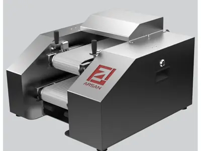 300 Kg/Hour Chicken Slicing Machine