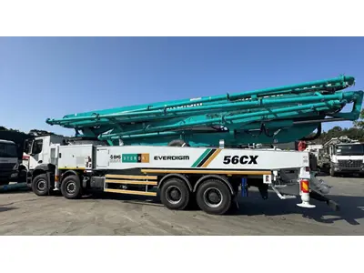 Pompe à béton mobile de 56 mètres