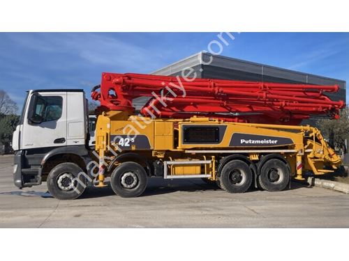 Pompe à béton mobile de 42 mètres