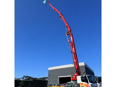 Pompe à béton mobile de 38 mètres - 1