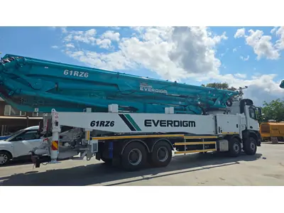 Pompe à béton mobile Everdigm M61 61 mètres