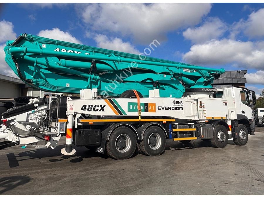 Everdigm M48 48 Metre Mobil Beton Pompası