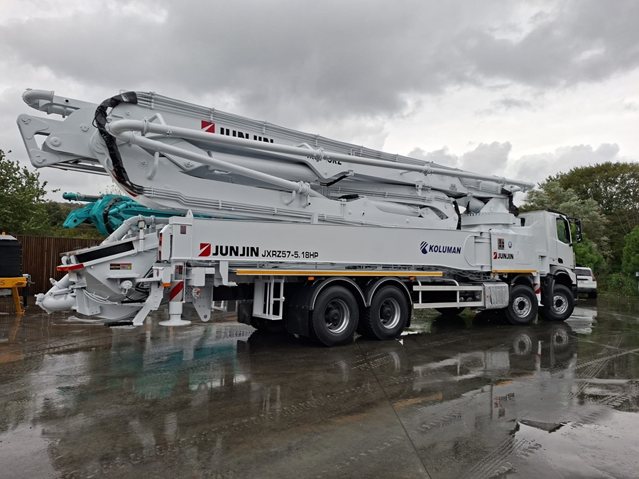 Junjin M57 57 Metre Mobil Araç Üstü Beton Pompası