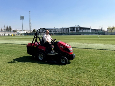 Dizel Çim Biçme Traktörü - 3