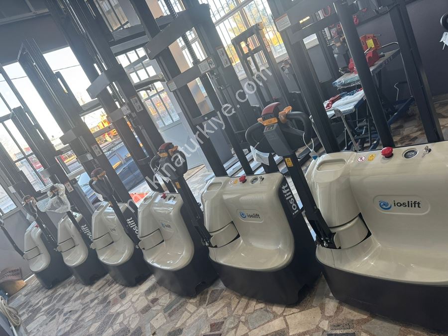 Электрическая штабеллерная машина с грузоподъемностью 1200 кг