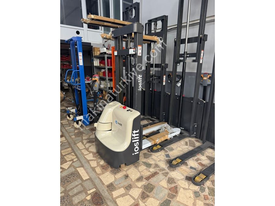 Электрическая штабеллерная машина с грузоподъемностью 1200 кг