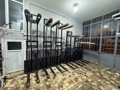 Электрическая штабеллерная машина с грузоподъемностью 1200 кг - 5