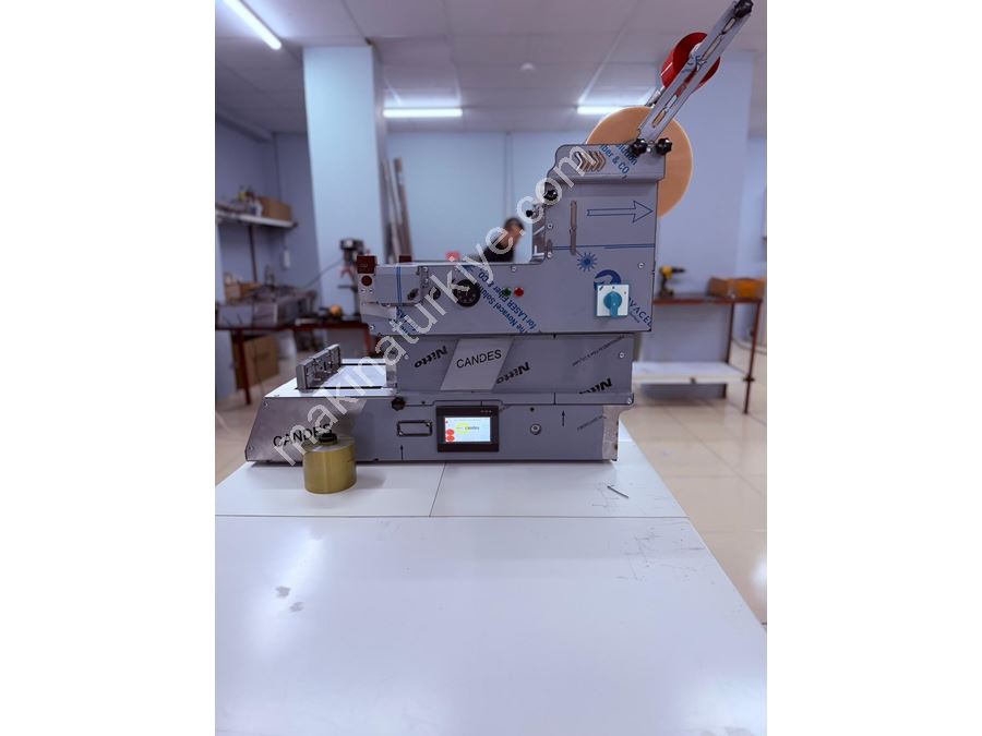 Candes Yarı Otomatik Sigara Selefon Makinası