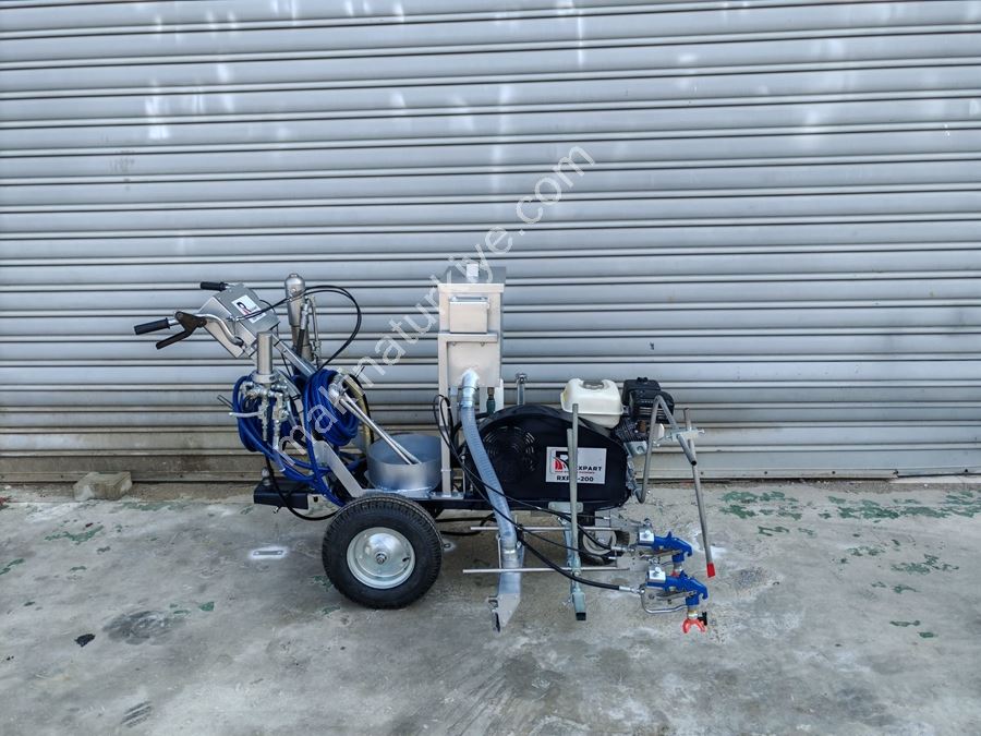 Benzin Motorlu Yol Çizgi Makinası
