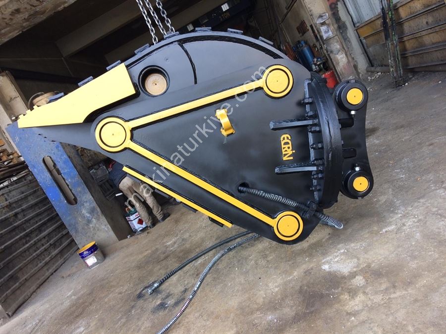 Hydraulic Pamter Attachment (Marble Block Demolition)