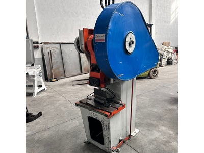 30 Ton Çelik Gövde Eksantrik Pres - 2