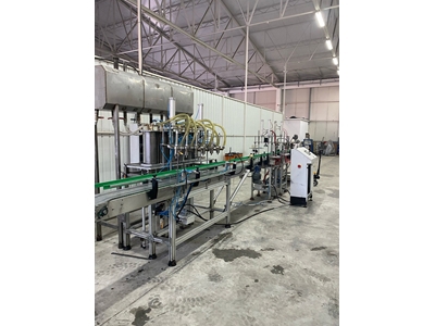 Dolum Kapak Sıkma Etiketleme Makinası