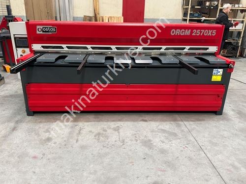 Ostaş Marka 2570X5 Mm Nc Redüktörlü Giyotin Makas