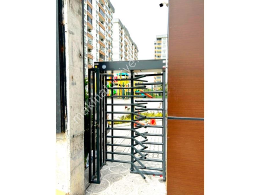 Half Cage Type Painted Full Height Turnstile