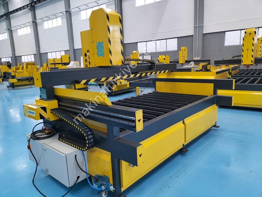250X150x40 Cm Kesim Alanlı Sulu Kesim Step Cnc Router