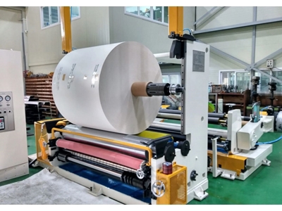 Bobin Genişliği 1800 Mm Bobin Dilimleme Ve Sarma Makinesi