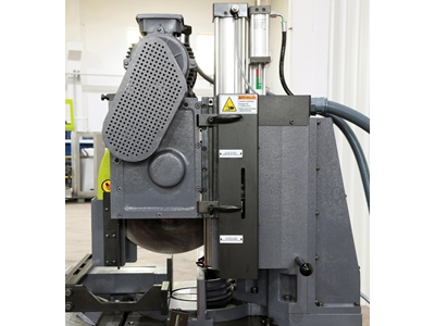 Lcs Pro 400 Yarı Otomatik Daire Testere Makinesi - 1