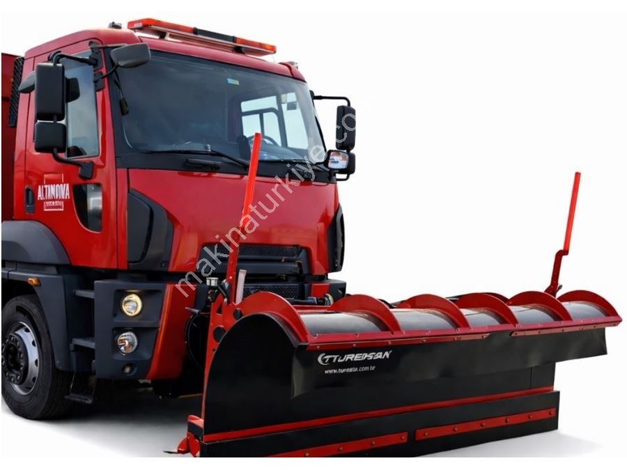 3200 Mm Genişliğinde Kar Küreme Ünitesi