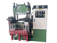 600x550 mm Kalıp Ölçüsü Otomatik Kalıp Çıkarma Sistemli Kauçuk Vulkanizasyon Pre