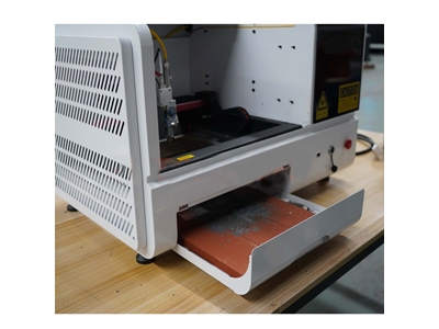 600 İle 800W Jpt Serisi Kompakt Masaüstü Fiber Lazer Kesim Ve Markalama Makinesi - 4
