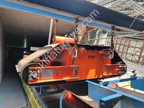952x912x560 mm Ölçülü Elektromanyetik Bant Üstü Metal Separatör