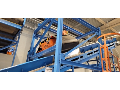 952x912x560 mm Ölçülü Elektromanyetik Bant Üstü Metal Separatör - 2