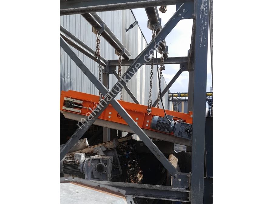 1200x750x274 mm Ölçülü Doğal Manyetik Bant Üstü Metal Separatör