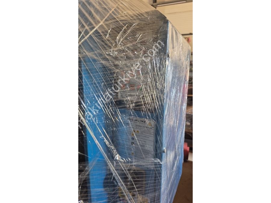 90 kVA Electronic Pneumatic Water-Cooled Spot Welding Machine