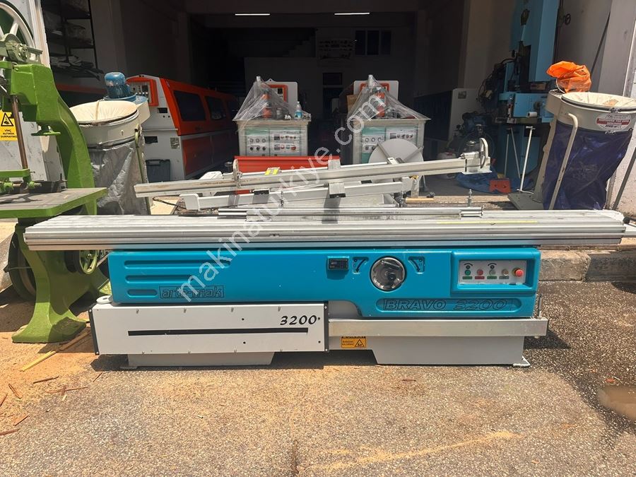 3200 Artemak Çizicili Yatar Daire Makinası