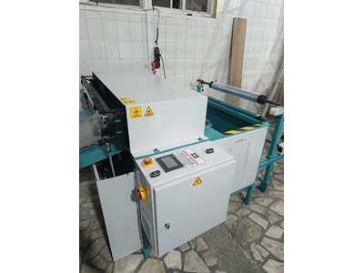 Kumaş Nonwoven Ebatlama Makinesi - 1