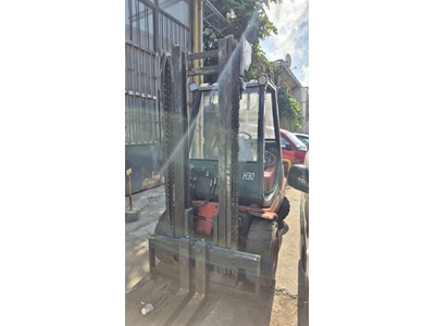 Hidrostatik Yürüyüş Sistemli Dizel Forklift - 1