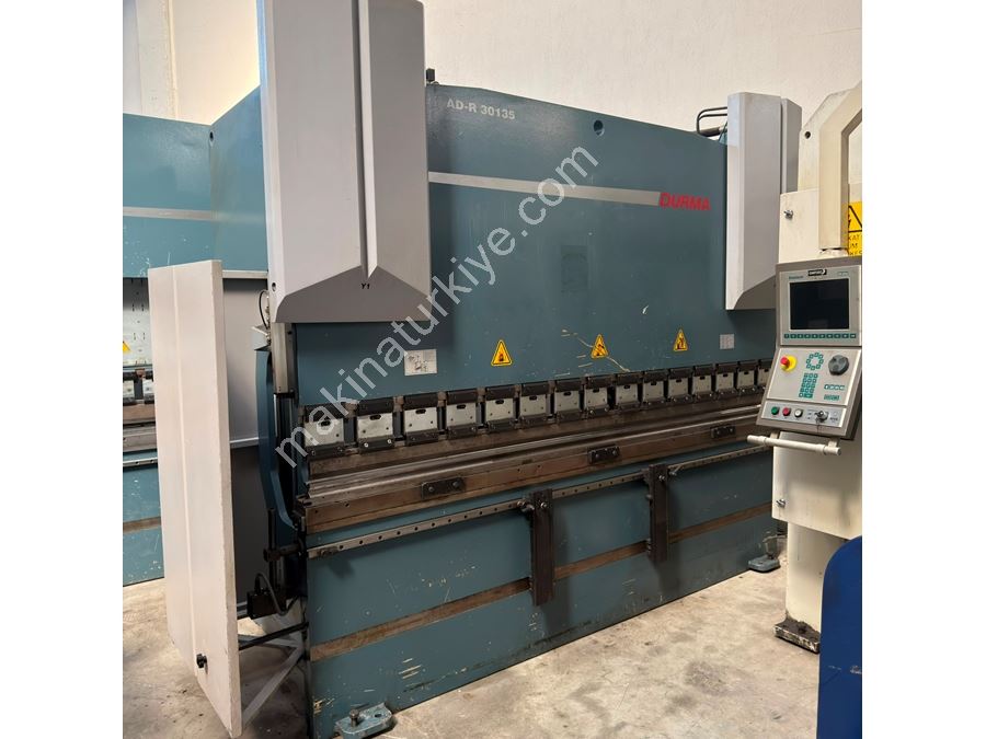 Durmazlar Marka 3 Metre 135 Ton 4 Eksen Cnc Abkant Pres