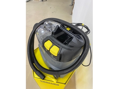 Karcher Puzzi 8/1 Professional Sofa & Carpet Cleaning Machine - 3