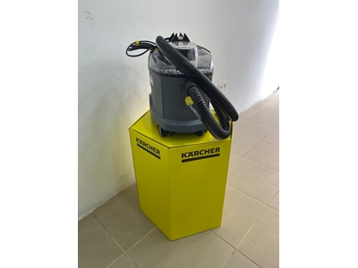 Karcher Puzzi 8/1 Professional Sofa & Carpet Cleaning Machine - 9