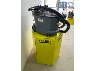 Karcher Puzzi 8/1 Professional Sofa & Carpet Cleaning Machine - 8
