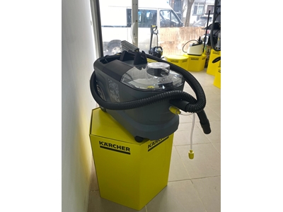 Karcher Puzzi 10/1 Профессиональная машина для стирки диванов и ковров - 8