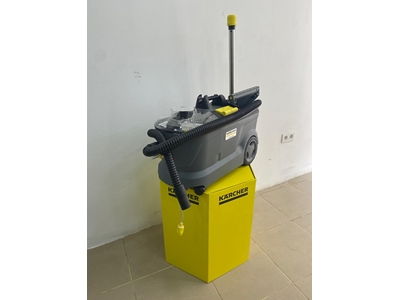 Karcher Puzzi 10/1 Профессиональная машина для стирки диванов и ковров - 7