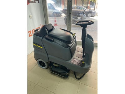 Karcher B 90 R Binicili Endüstriyel Zemin Otomatı - 3