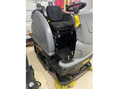 Karcher B 250 Binicili Güç, Endüstriyel Temizlikte Üst Seviye !! - 5