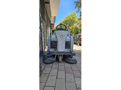 Nilfisk Sr 1300 Binicili Endüstriyel Süpürücü Makinesi - 4