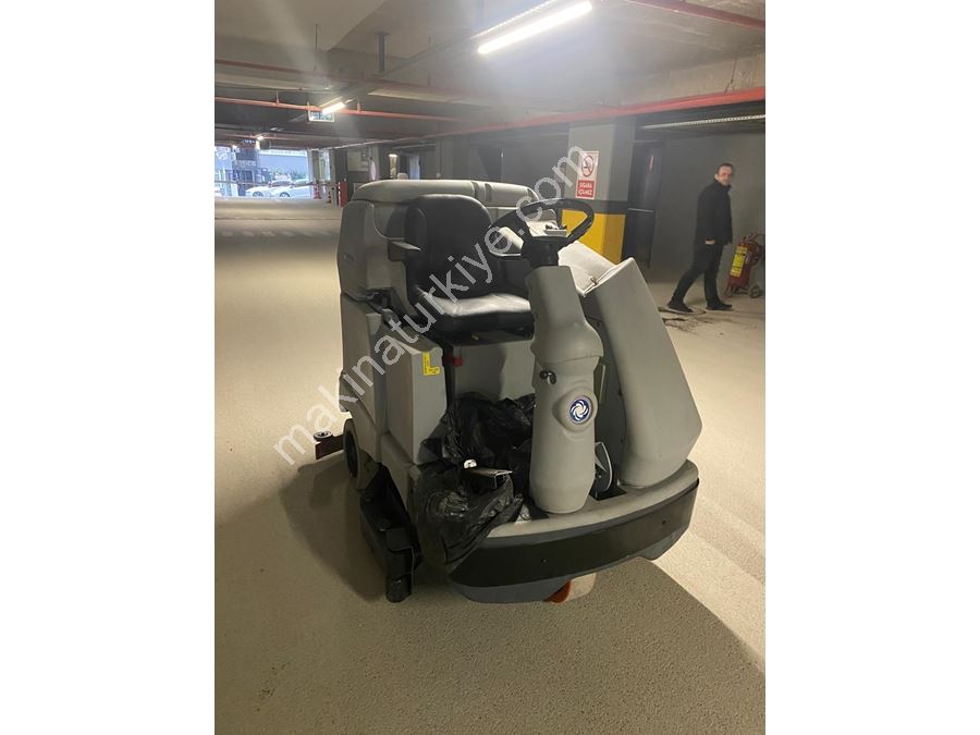 Nılfısk Br 1100 Binicili Zemin Temizleme Otomatı - 265 Litre!..