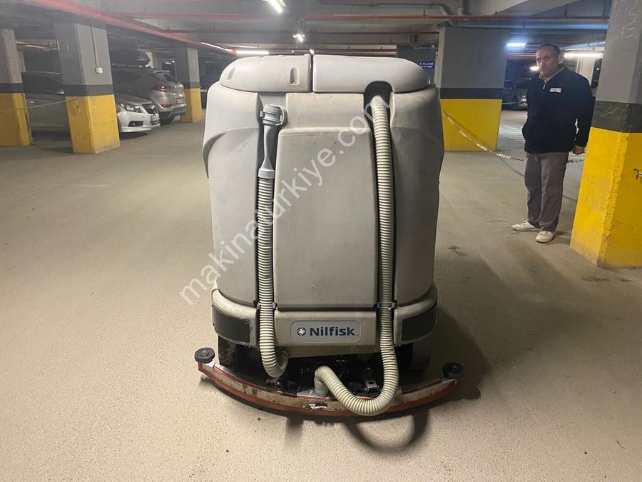 Nılfısk Br 1100 Binicili Zemin Temizleme Otomatı - 265 Litre!..