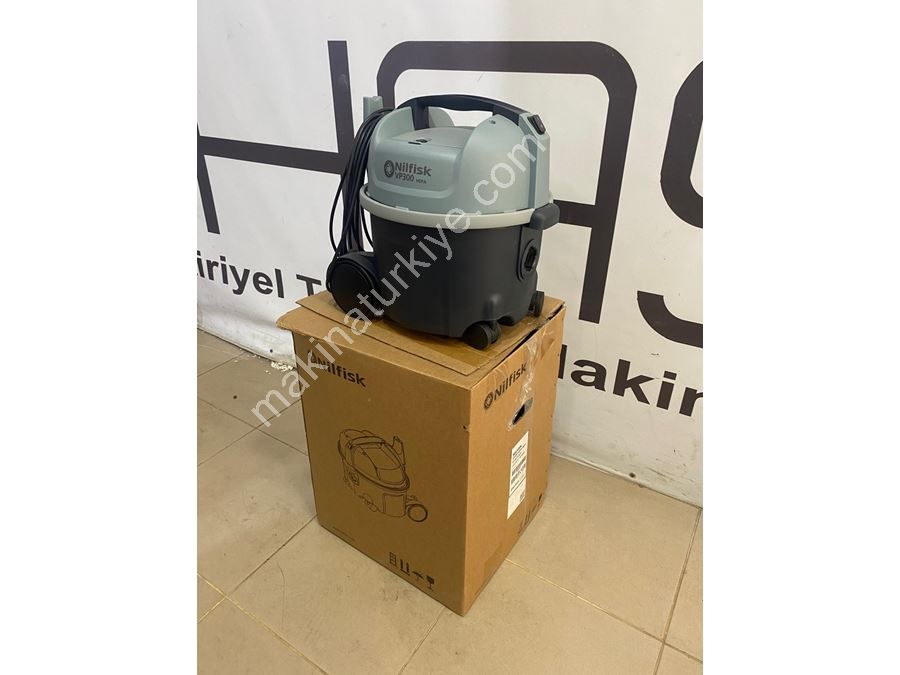 Nilfisk Vp 300 Kuru Vakum Makinesi/Profesyonel Temizlikte Güven!