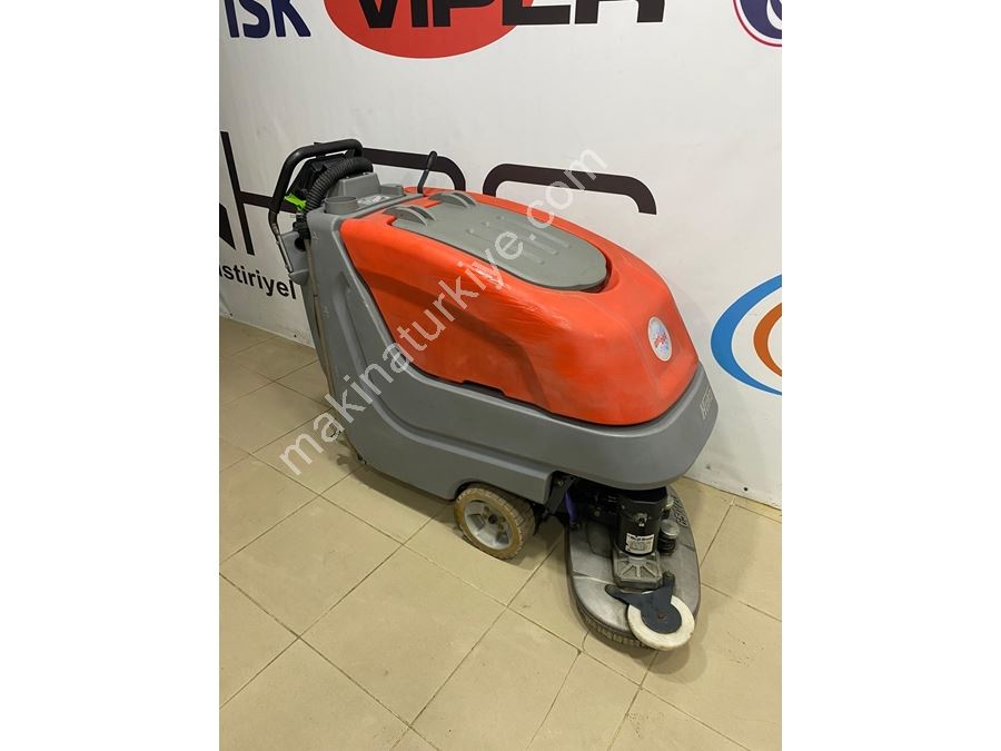 Has Makine'den - Hako B 70 Geniş Hacimli Endüstriyel Zemin Otomatı