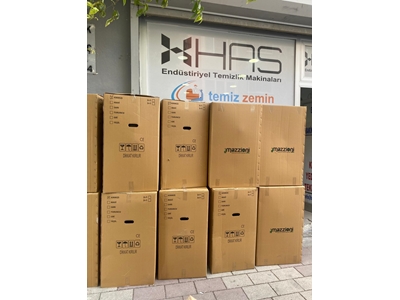 Mazzıonı - 3 Motorlu Endüstriyel Tip Islak&Kuru Vakum Makinesi - 12