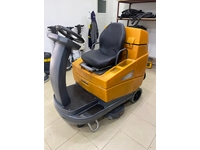 Binicili Temizlik Makinesi - Günlük Kiralama