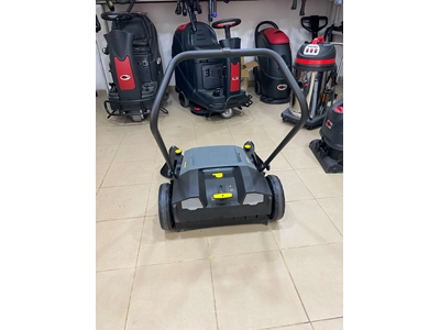 Karcher Km 70/20 Manuel Yer Süpürme Makinesi - 42 Litre - 14
