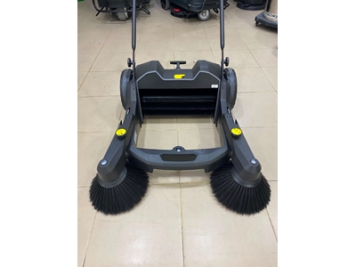Karcher Km 70/20 Manuel Yer Süpürme Makinesi - 42 Litre - 21