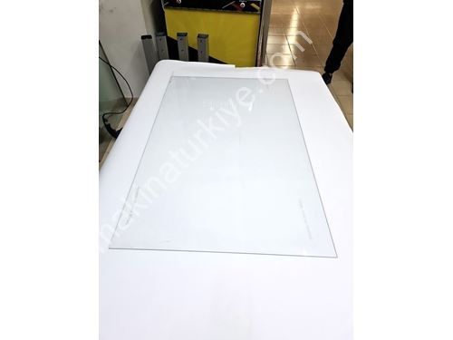 Table de billard en verre