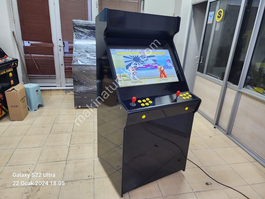 Black Dizayn Game Box - Mehrspielige 82 Zoll Arcade-Maschine